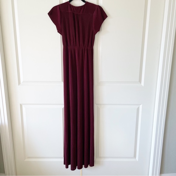 Baltic Born Athena Pleated Short Sleeve Mulberry Maxi Dress Size XS - Picture 12 of 14